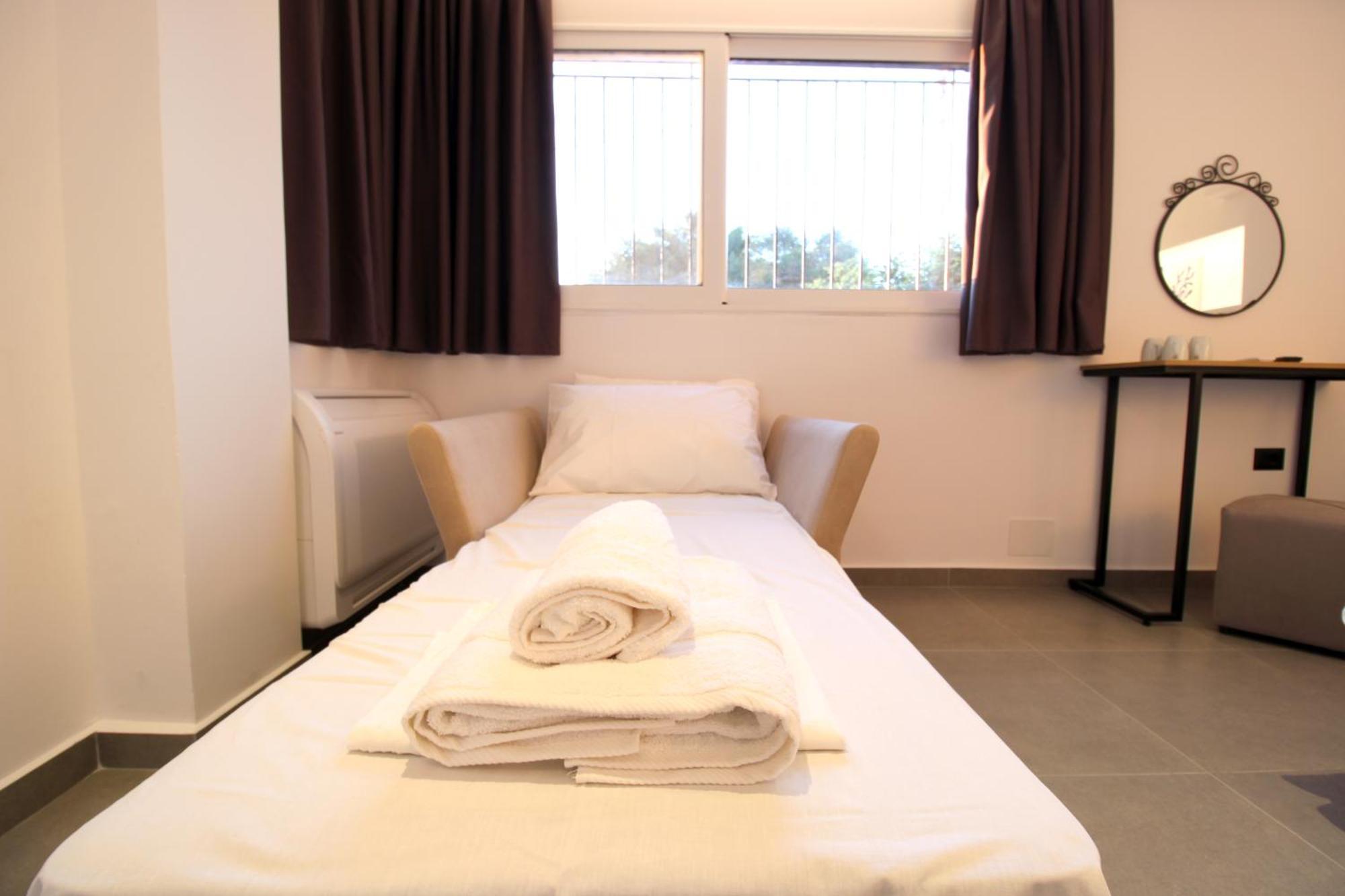 אפרטהוטל קסאמיל Melina'S Seaside Retreat מראה חיצוני תמונה
